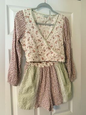 AE Boho Top & Bottom Shorts Set